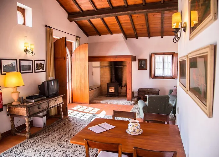 Quinta Da Alcaidaria Mor Alojamento de Turismo Rural Ourém